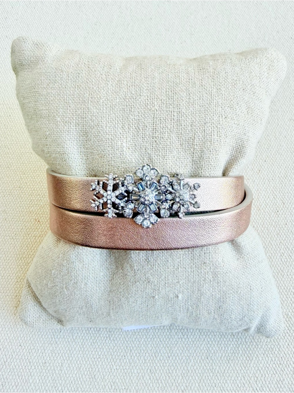 *Bracelet Focal Charm Set* KEEP COLLECTIVE Retired~Snowflake Trio Double Band